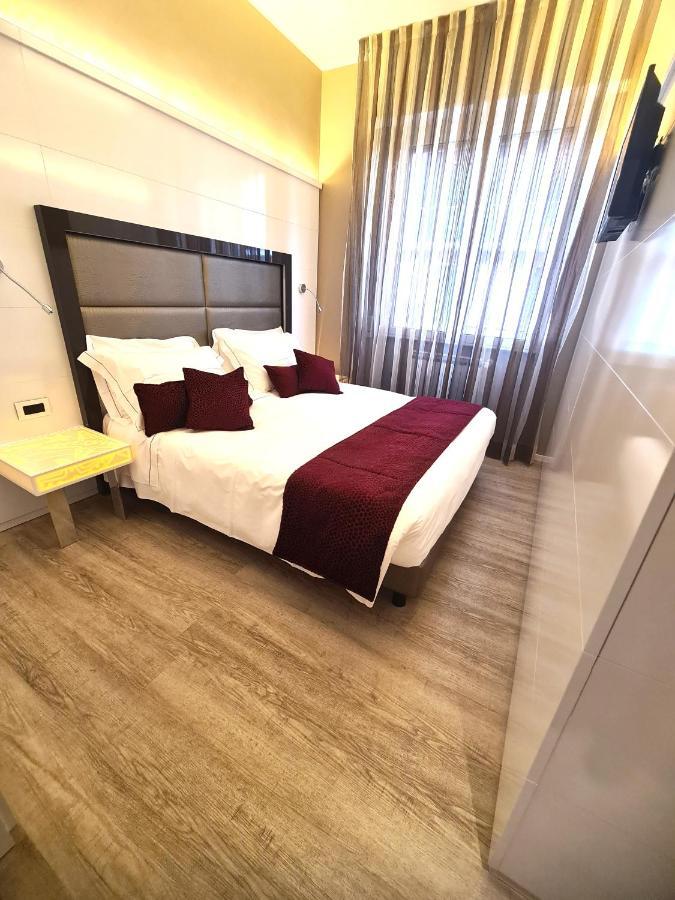 Hotel Zurigo Varazze Bagian luar foto