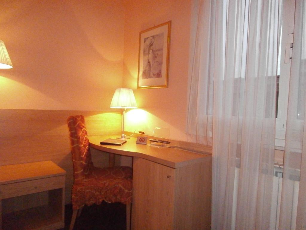 Hotel Zurigo Varazze Ruang foto